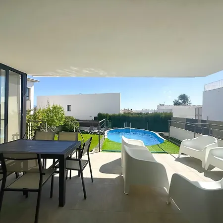 Apartment Moderna Con Piscina En *